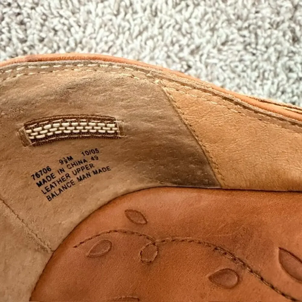 Clarks Huarache Sandals Women's 9.5 M Leather Upper Handwoven Brown Comfortable